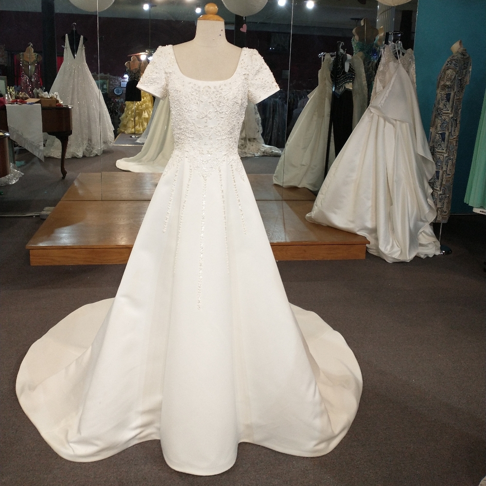 Wedding dress